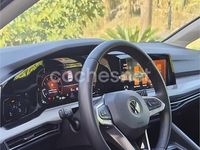 Usado VW Golf VIII 110 CV (80 kW) 2022 Azul Berlina