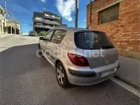 Usado Peugeot 307 136 CV (100 kW) 2004 Gris / plata Berlina