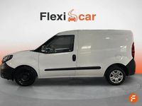 Usado Fiat Doblò Easy 105 CV (77 kW) 2022 Blanco Monovolumen