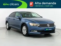 Usado VW Passat Edition 120 CV (88 kW) 2018 Azul Berlina