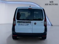 Usado VW Caddy 122 CV (89 kW) 2021 Blanco Monovolumen