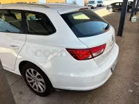 Usado Seat Leon 4Drive 105 CV (77 kW) 2015 Blanco Familiar