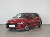 Usado Hyundai i20 101 CV (74 kW) 2024 Rojo Berlina