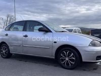 Usado Seat Ibiza 100 CV (73 kW) 2003 Gris / plata Utilitario