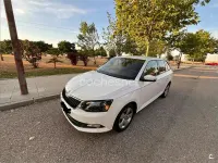 Usado Skoda Fabia Style 90 CV (66 kW) 2018 Blanco Familiar