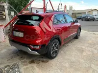 Usado Kia Niro 129 CV (94 kW) 2024 Granate SUV