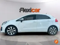 Usado Kia Rio 84 CV (61 kW) 2016 Blanco Utilitario