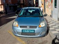 Usado Ford Fiesta Trend 96 CV (70 kW) 2007 Gris Berlina