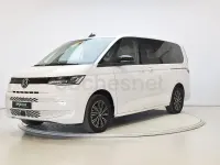 Usado VW Multivan Life 136 CV (100 kW) 2022 Blanco Monovolumen