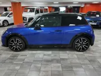 Usado Mini John Cooper Works Cabriolet 204 CV (150 kW) 2024 Azul Descapotable