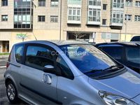Usado Peugeot 1007 70 CV (51 kW) 2005 Gris / plata Monovolumen