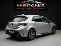 Usado Toyota Corolla 140 CV (102 kW) 2024 Gris / plata Berlina