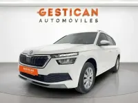 Usado Skoda Kamiq Ambition 110 CV (80 kW) 2021 Blanco SUV