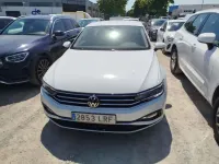 Usado VW Passat Business 122 CV (89 kW) 2021 Blanco Berlina