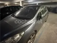 Usado Peugeot 308 110 HP (80 kW) 2008 Preto Sedan