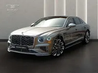 Usado Bentley Flying Spur Mulliner 544 CV (400 kW) 2025 Gris / plata Berlina