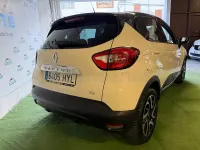 Usado Renault Captur Intens 120 CV (88 kW) 2014 Beige SUV