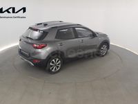 Usado Kia Stonic 100 HP (73 kW) 2025 Cinzento SUV