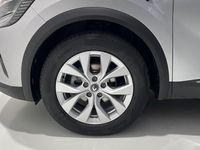 Usado Renault Captur Zen 115 CV (84 kW) 2020 Gris SUV