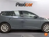 Usado Skoda Scala Ambition 115 CV (84 kW) 2021 Gris Utilitario