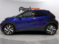 Usado Toyota Aygo X Edition 72 CV (52 kW) 2022 Azul SUV