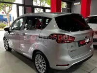 Usado Ford B-MAX Titanium 100 CV (73 kW) 2013 Gris / plata Monovolumen