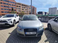 Usado Audi A4 140 CV (102 kW) 2005 Gris / plata Berlina