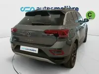 Usado VW T-Roc 110 CV (80 kW) 2023 Gris SUV