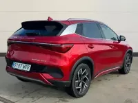 Usado BYD Atto 3 Comfort 150 kW (204 CV) 2024 Rojo