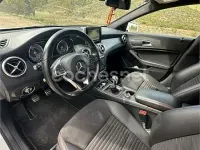 Usado Mercedes CLA200 AMG line 136 CV (100 kW) 2015 Blanco Coupe