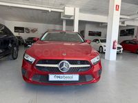 Usado Mercedes A180 136 CV (100 kW) 2021 Granate Berlina