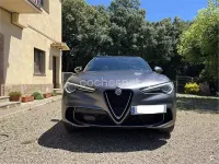 Usado Alfa Romeo Stelvio 510 CV (375 kW) 2018 Gris / plata SUV