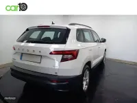 Usado Skoda Karoq Ambition 150 CV (110 kW) 2021 Blanco SUV