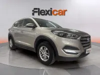 Usado Hyundai Tucson 131 CV (96 kW) 2017 Beige SUV
