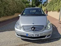Usado Mercedes B200 139 CV (102 kW) 2007 Gris Monovolumen