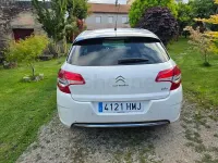 Usado Citroën C4 92 CV (67 kW) 2012 Blanco Berlina
