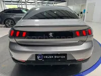 Usado Peugeot 508 Allure 131 CV (96 kW) 2021 Gris / plata Berlina