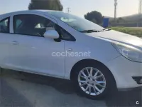 Usado Opel Corsa Enjoy 80 CV (58 kW) 2009 Blanco Utilitario