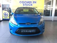 Usado Ford Fiesta Trend 82 CV (60 kW) 2009 Azul Utilitario
