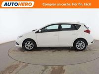 Usado Toyota Auris Active 116 CV (85 kW) 2015 Blanco Berlina