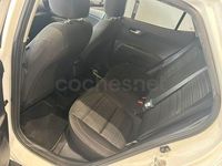 Usado Kia Stonic 110 CV (80 kW) 2018 Blanco SUV