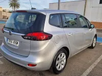 Usado Opel Zafira Family 140 CV (102 kW) 2018 Gris / plata Monovolumen