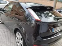 Usado Ford Focus Trend 115 CV (84 kW) 2008 Negro Berlina