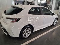 Usado Toyota Corolla Active 122 CV (89 kW) 2021 Blanco Berlina