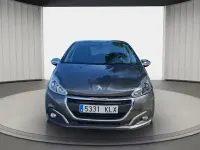 Usado Peugeot 208 Style 82 CV (60 kW) 2018 Gris / plata Utilitario