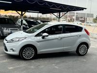 Usado Ford Fiesta Titanium 96 CV (70 kW) 2011 Blanco Utilitario