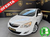 Usado Opel Astra Cosmo 116 CV (85 kW) 2010 Blanco Berlina