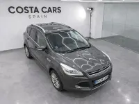 Usado Ford Kuga Titanium 120 CV (88 kW) 2016 Gris / plata SUV