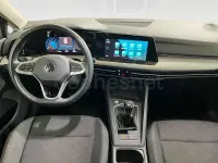 Usado VW Golf VIII 115 CV (84 kW) 2021 Gris / plata Berlina