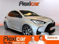 Usado Toyota Yaris Hybrid Style 116 CV (85 kW) 2021 Gris Utilitario